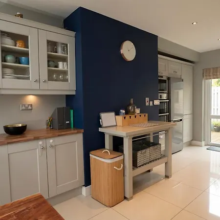 Guestready - Spacious 3br House With Patio * Dublín