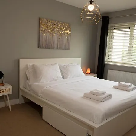 Guestready - Spacious 3br House With Patio