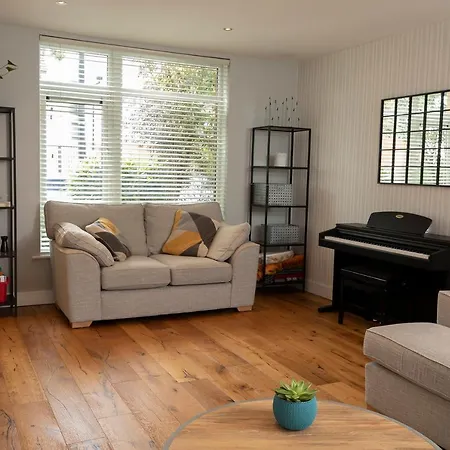 Holiday home Guestready - Spacious 3br House With Patio Dublin