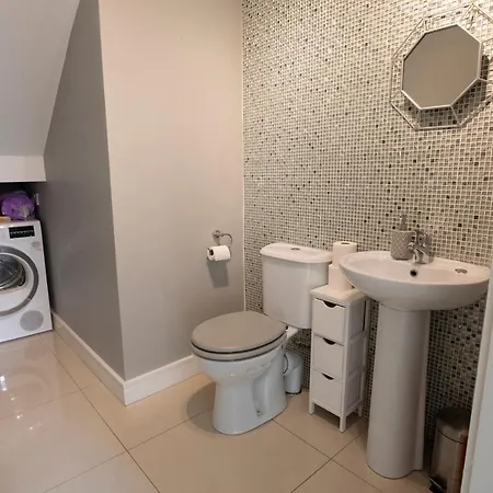 Guestready - Spacious 3br House With Patio * Dublin